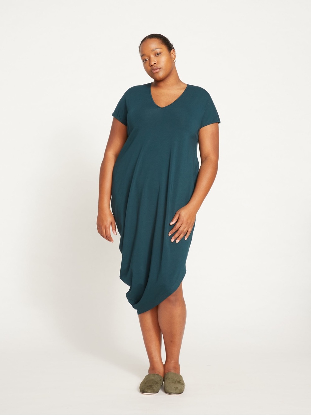 Universal Standard Iconic Geneva V-Neck Dress Womens 18-20 Medium
